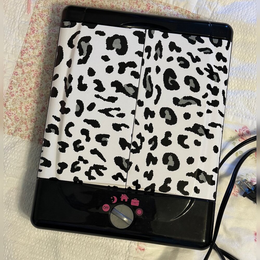 Conair Leopard Print 3 way 10X Makeup Mirror with lights RARE